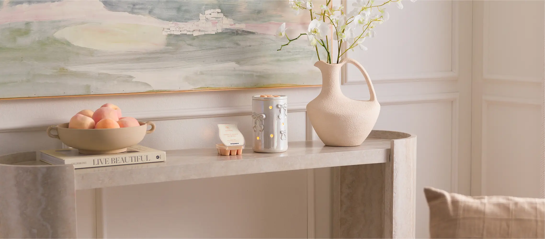 Scentsy January 2026 Warmer Of The Month - Dreamer'S Bow + Amber &Amp; Peach Scentsy January 2026 Warmer of the Month - Dreamer's Bow + Amber & Peach