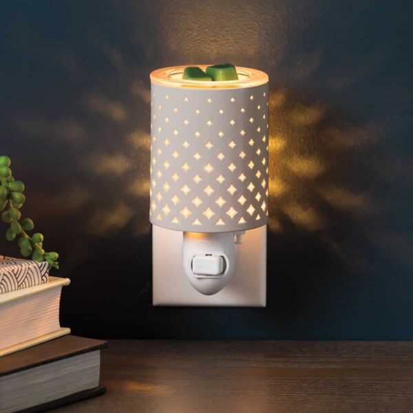 LIGHT FROM WITHIN MINI SCENTSY WARMER STYLED