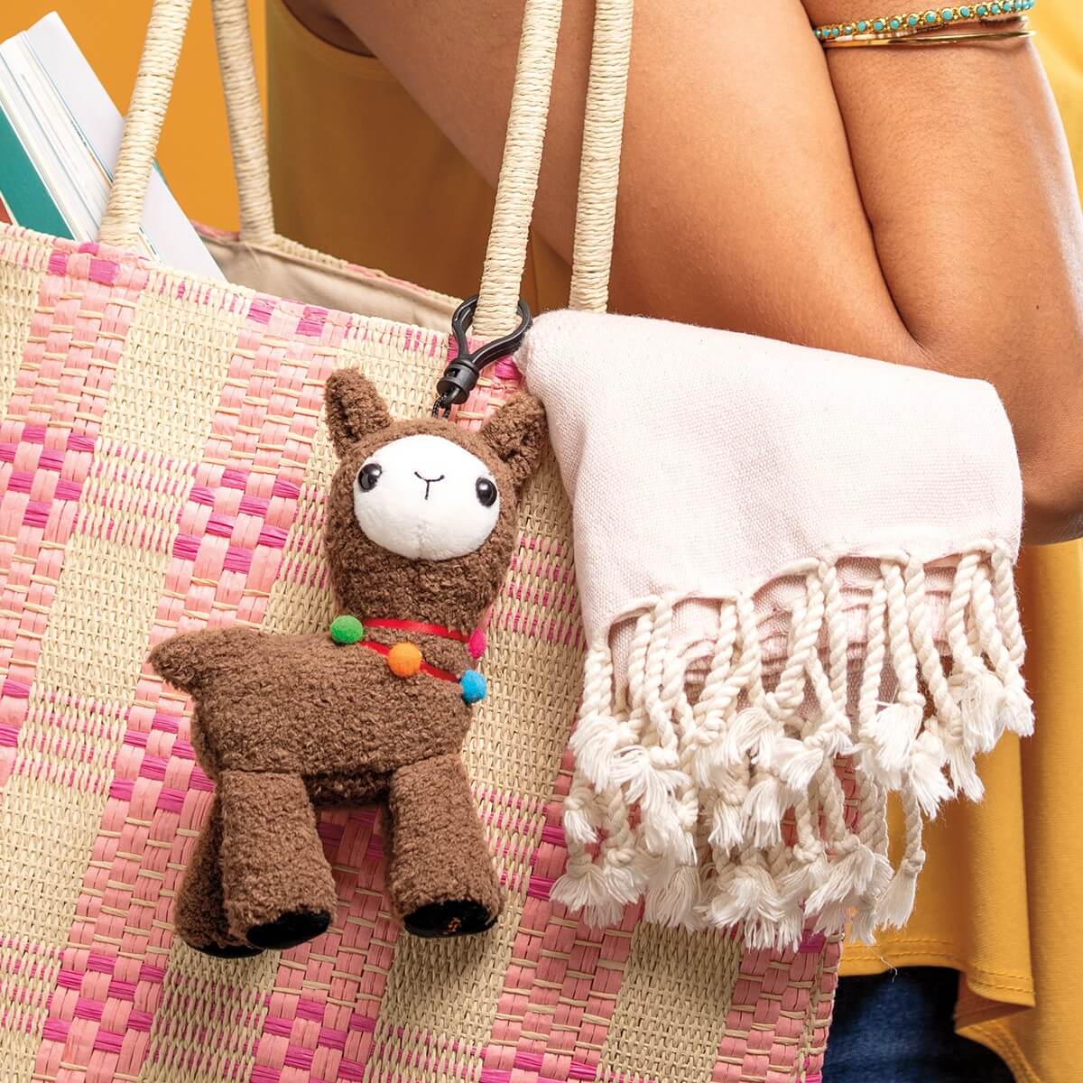 Llhana The Lhama Scentsy Buddy Clip 1