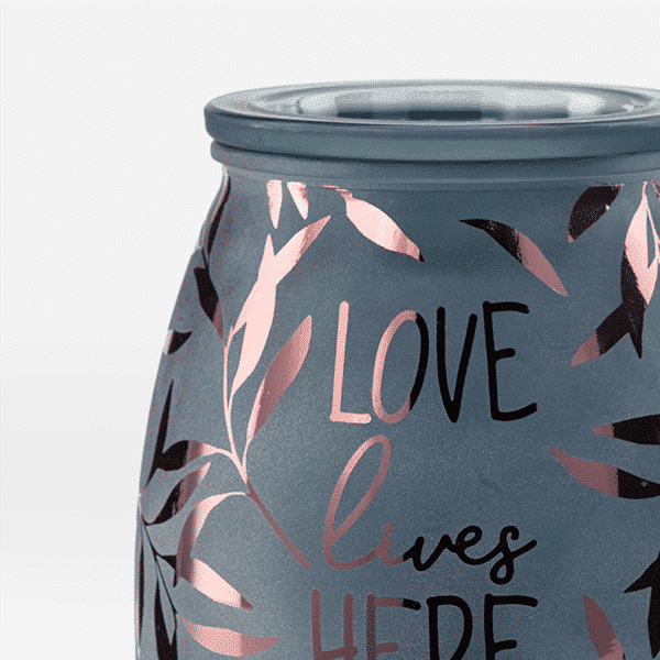 Love Lives Here Scentsy Warmer2