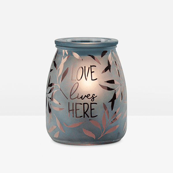 Love Lives Here Scentsy Warmer4