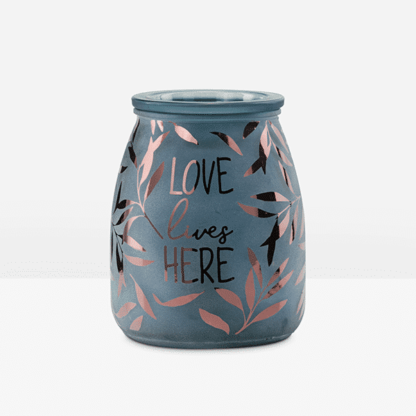 Love Lives Here Scentsy Warmer7