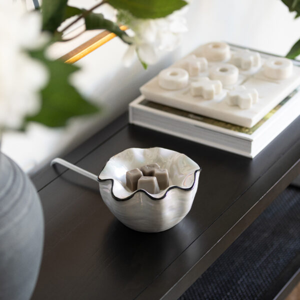 Lustra Scentsy Warmer - 2026 Catalog