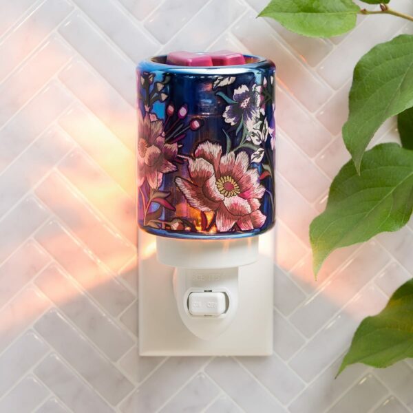 MIDNIGHT FLORAL MINI SCENTSY WARMER STYLED