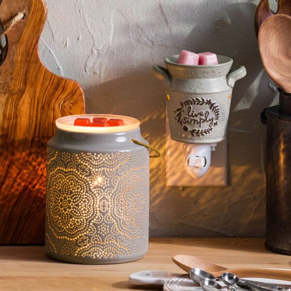Mt Home Warmer Aziza Livesimply R1 Fw22 MT HOME Warmer Aziza LiveSimply R1 FW22