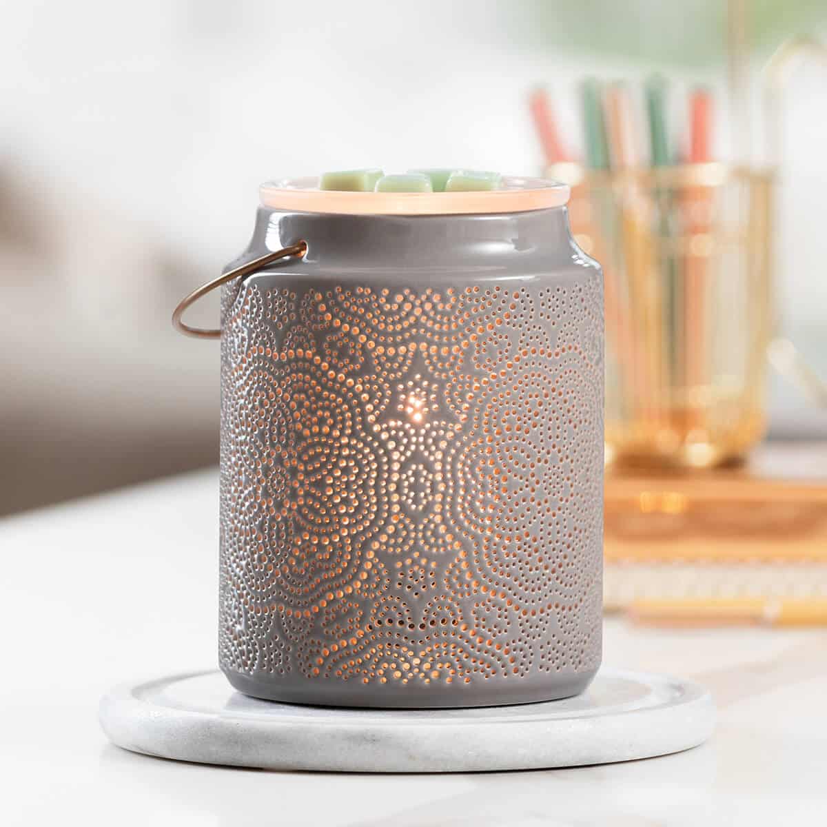 NEW! Scentsy Fall Winter 2022 Catalog | Incandescent.Scentsy.us