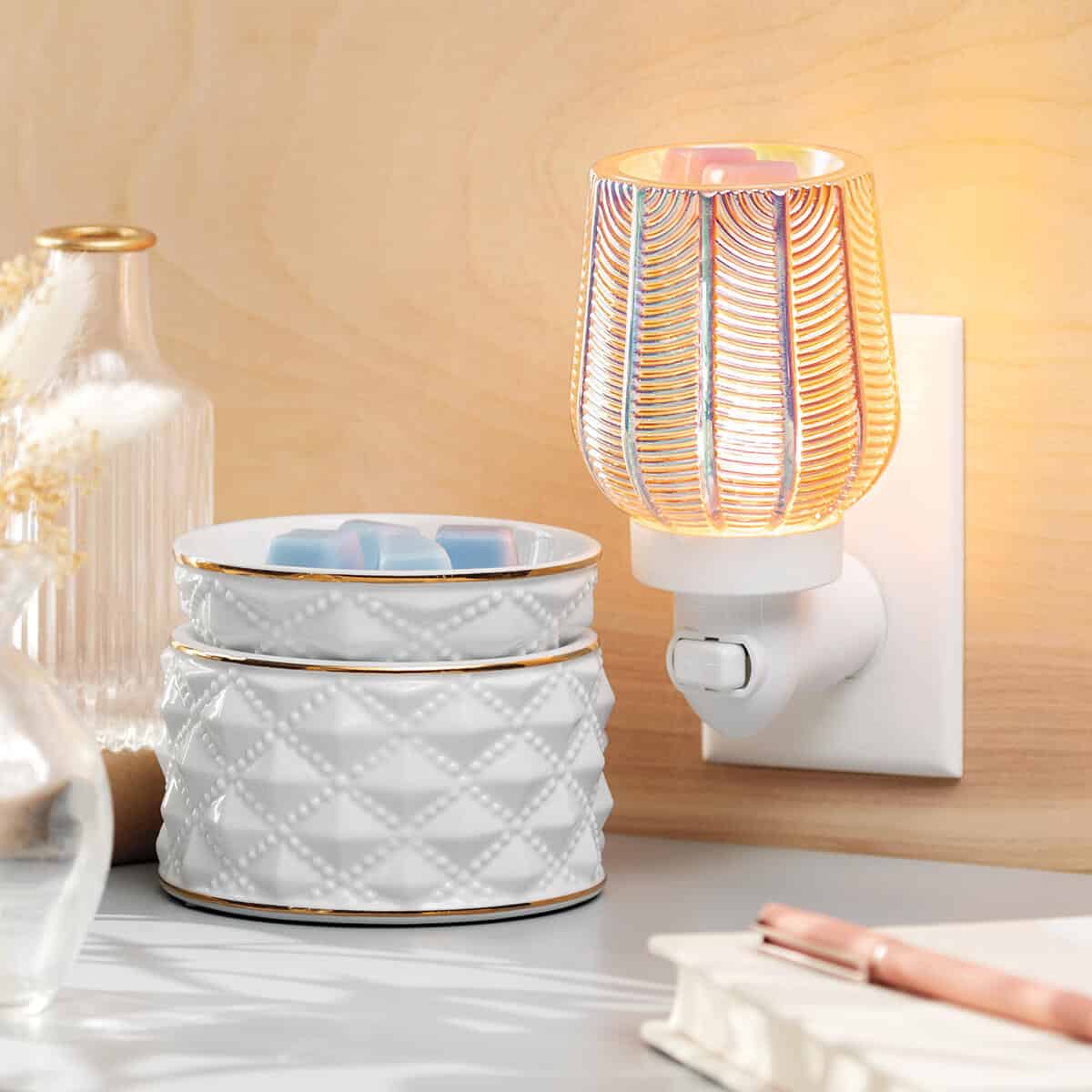 NEW! Scentsy Fall Winter 2022 Catalog | Incandescent.Scentsy.us