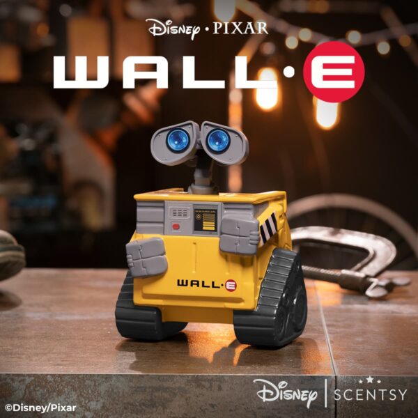 MT SS22 Wall E Warmer 2 R1 2