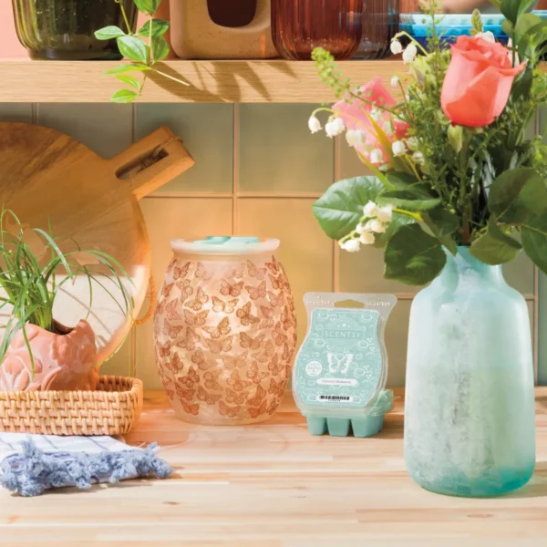 Butterfly Wings Scentsy Warmer | May 2025