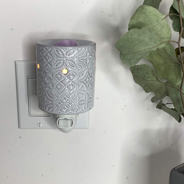 PALOMA MINI SCENTSY WARMER STYLED