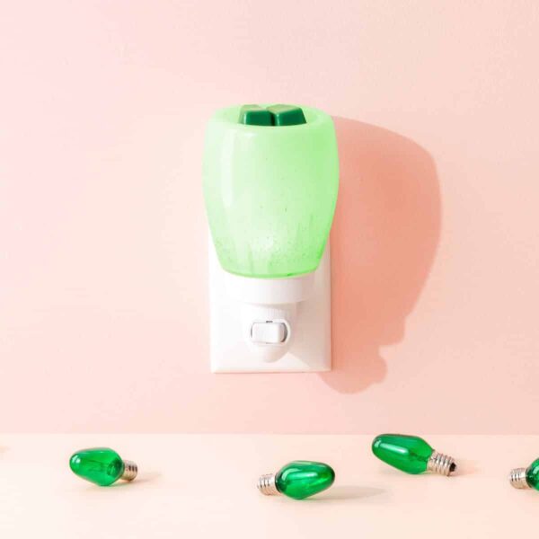 Perfect Pearl Scentsy Mini Warmer Green Bulb PERFECT PEARL SCENTSY MINI WARMER GREEN BULB