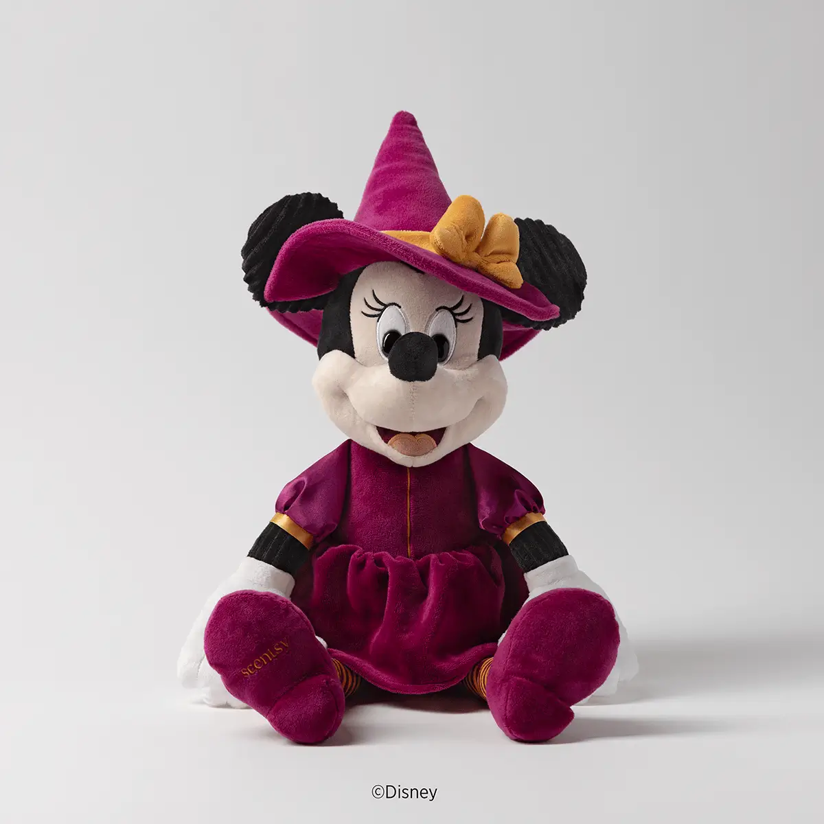 Plush-Buddy-Minniemousehalloween-Packshot-Ra-2026-Pws Disney Minnie Mouse: Happy Halloween Scentsy Buddy
