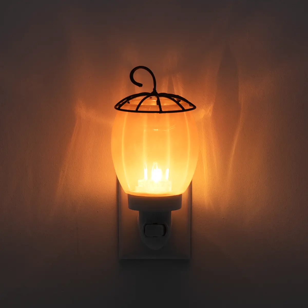 Petite Pumpkin Mini Scentsy Warmer