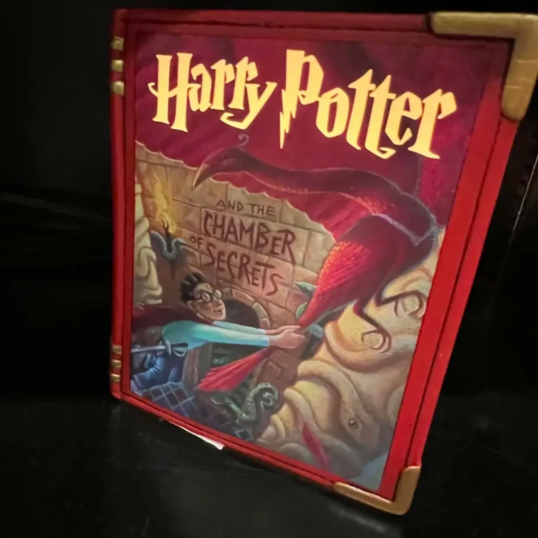 Scentsy X Harry Potter™ Collection (2026) & The Chamber of Secrets Warmer