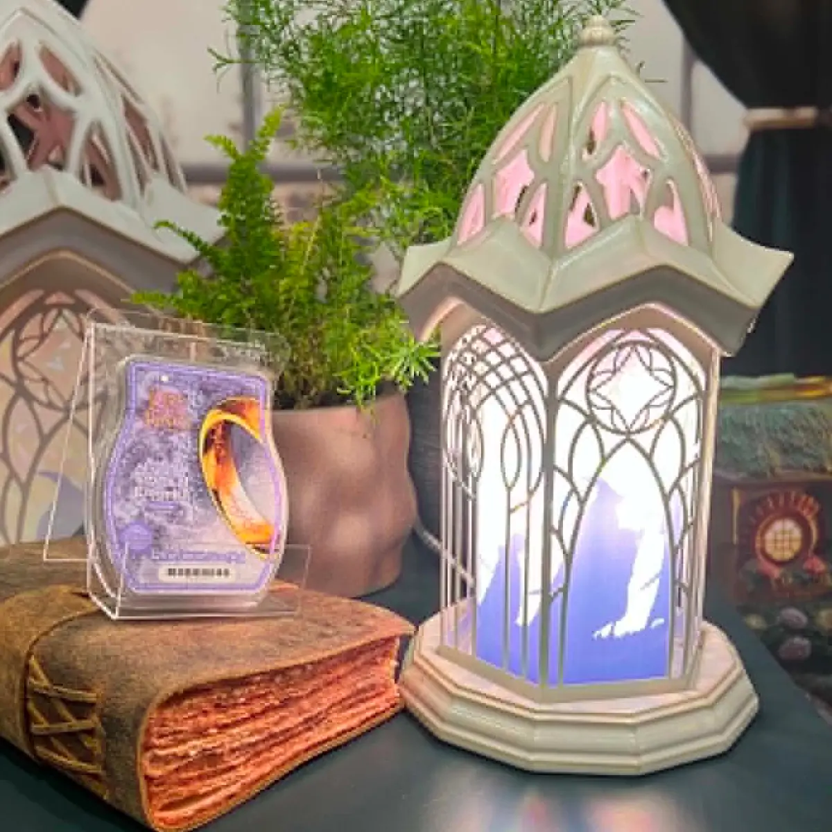 Scentsy X The Lord Of The Rings Collection 2026 | Sept. 22 Scentsy x The Lord of the Rings Collection 2026 | Sept. 22