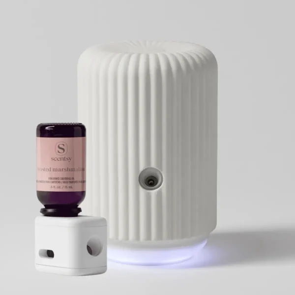 Scentsy Solo Diffuser &  Frosted Marshmallow Fragrance Cartridge