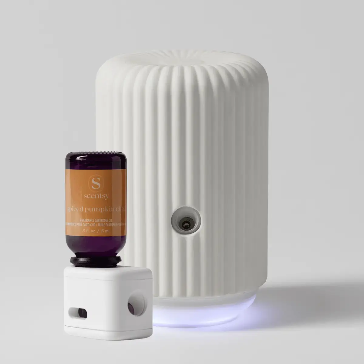 Scentsy Solo Diffuser &  Spiced Pumpkin Chai Fragrance Cartridge