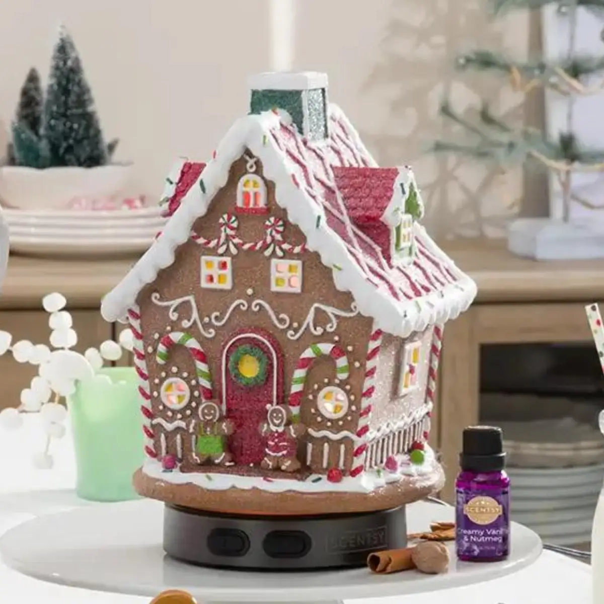 Sugar Chalet Gingerbread House Scentsy Diffuser