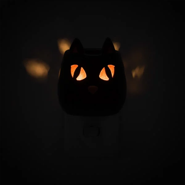 Spooky Stare Black Cat Mini Scentsy Warmer