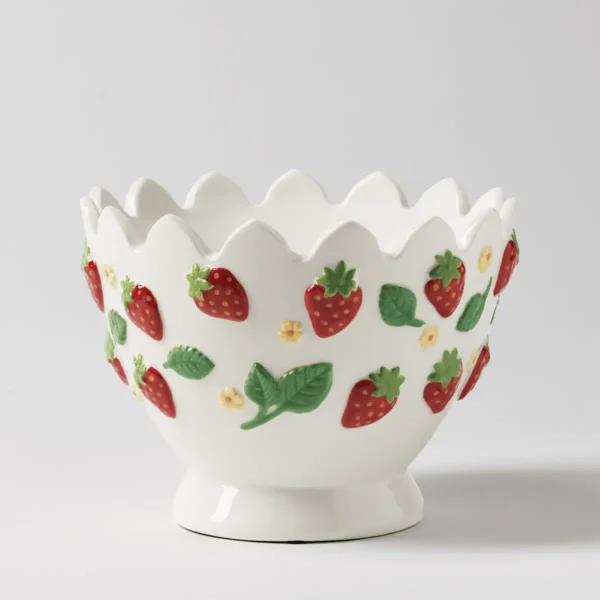 Strawberry Garden Scentsy Warmer - May 2026