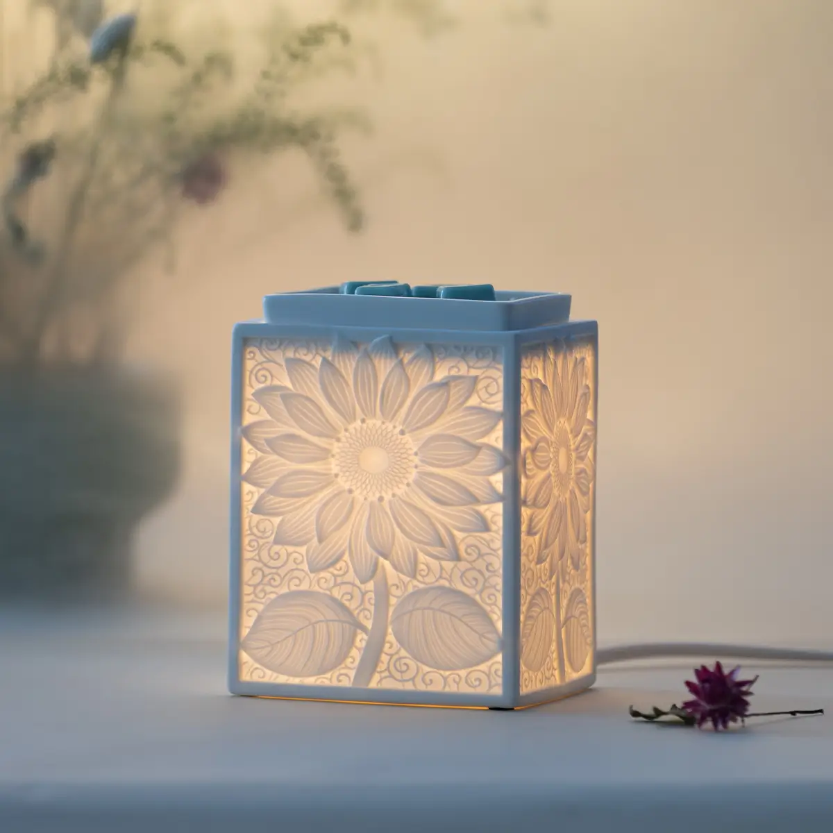Sunburst Scentsy Warmer