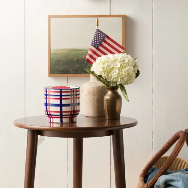 Union Plaid Scentsy Warmer -  Americana June 2026
