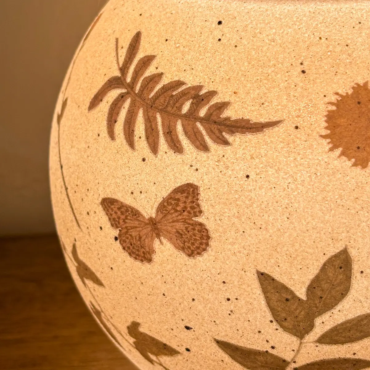 Scentsy February 2026 Warmer Of The Month - Veiled Meadow + Pink Peony &Amp; Pear Scentsy February 2026 Warmer of the Month - Veiled Meadow + Pink Peony & Pear