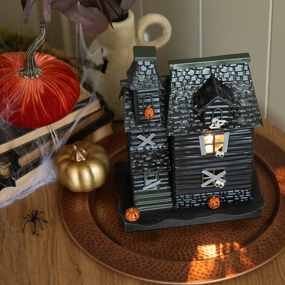 Vintage Estate Haunted House Scentsy Warmer