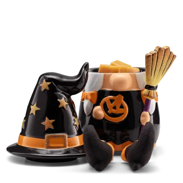 Scentsy September 2023 Warmer & Scent of the Month | Wicked Cute Gnome + Frosted Cinnamon Roll