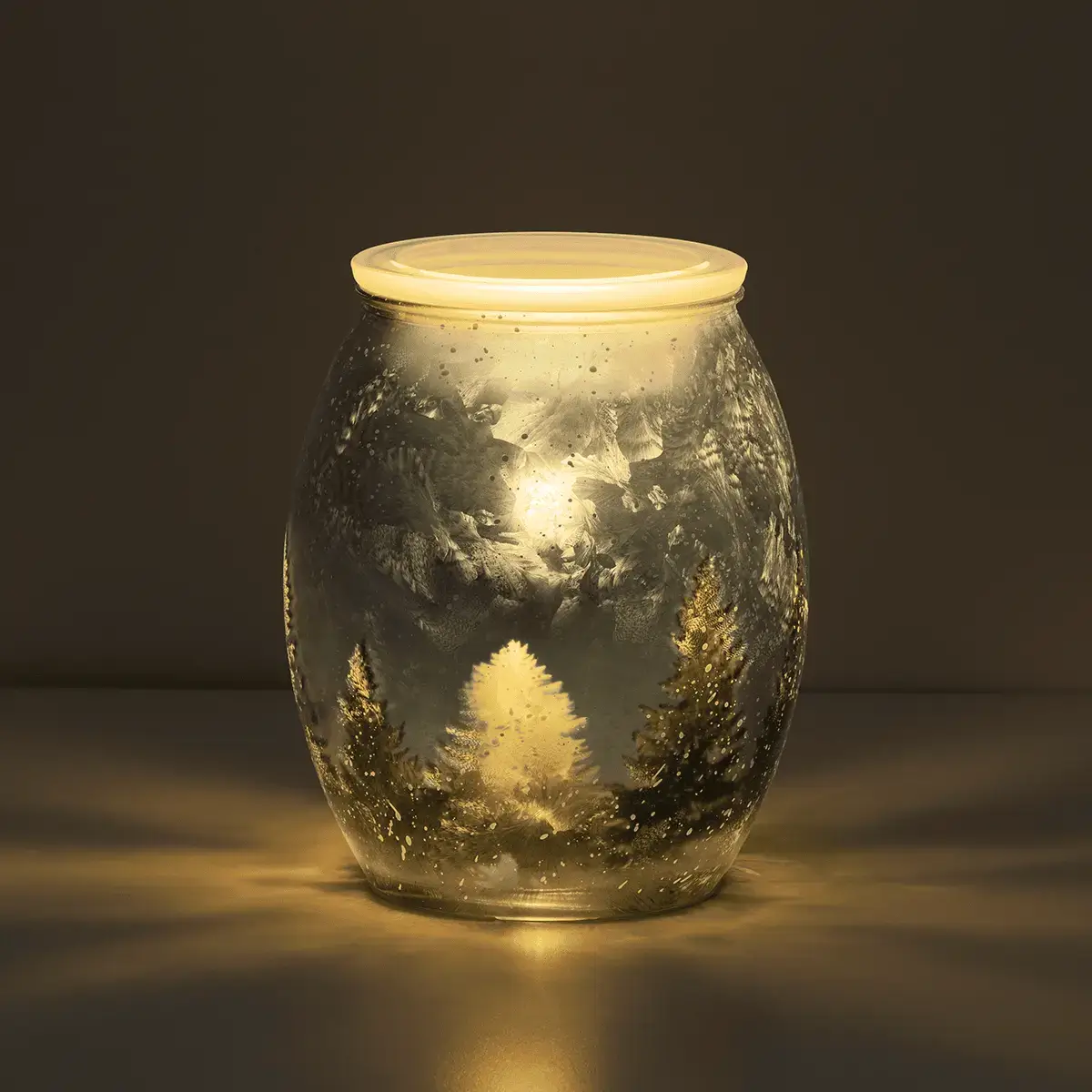 Winter Crest Scentsy Warmer: December 2025