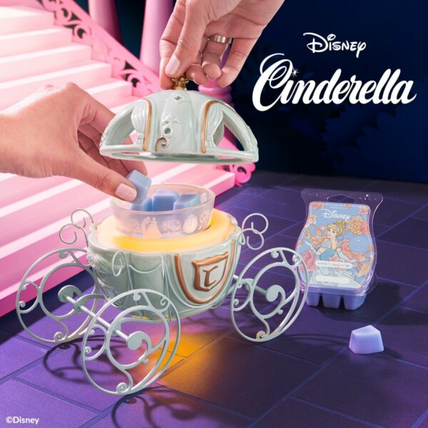 DISNEY'S CINDERELLA CARRIAGE SCENTSY WARMER