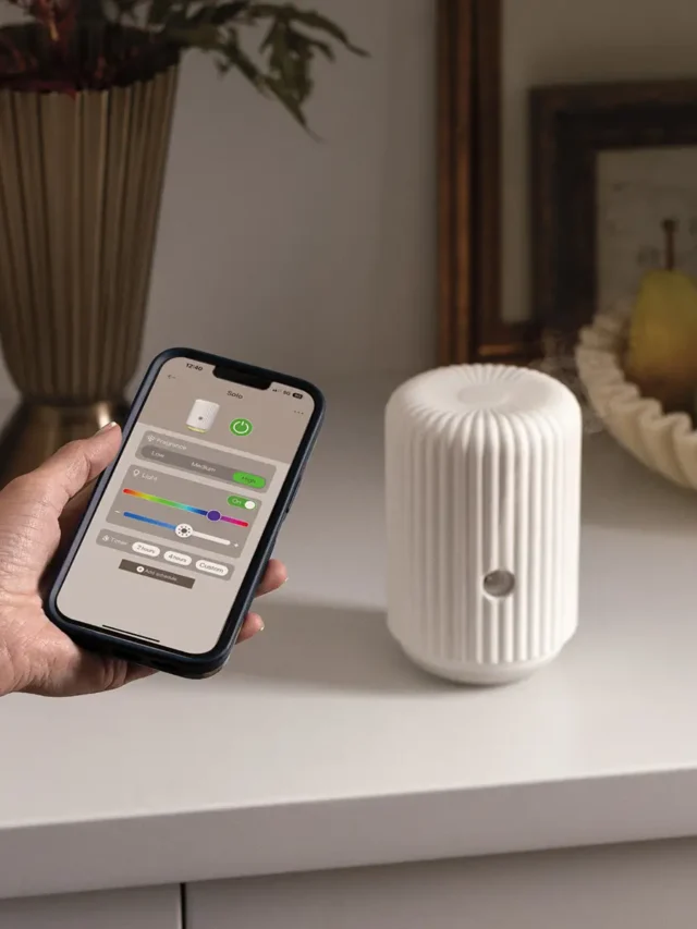 Scentsy Solo Smart Fragrance Diffuser Cartridge System With New Fall Fragrances (2026) cropped-1200x1200-2025-ScentsyFragranceCartridgeDiffuser-Solo-Phone-R1.webp