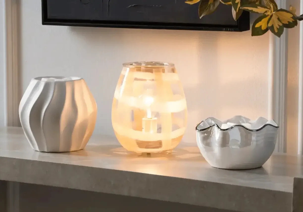 inspire (2) Amalfi Limone Scentsy Warmer- Italian Summer