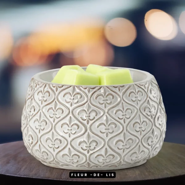 Fleur-de-lis Scentsy Warmer